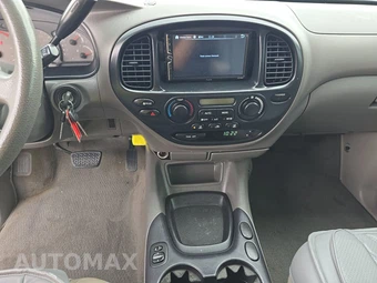 2004 Toyota Sequoia SR5 – miniatura 11