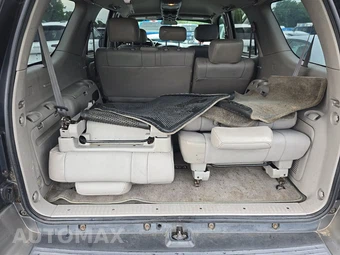 2004 Toyota Sequoia SR5 – miniatura 17