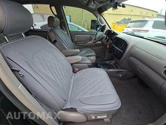 2004 Toyota Sequoia SR5 – miniatura 8