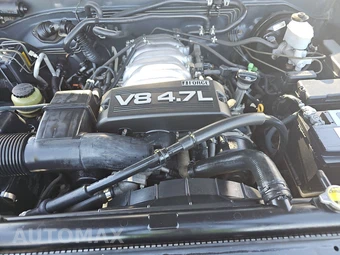 2004 Toyota Sequoia SR5 – miniatura 16