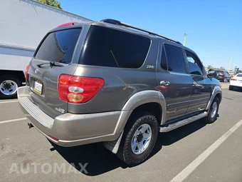 2004 Toyota Sequoia SR5 – miniatura 4