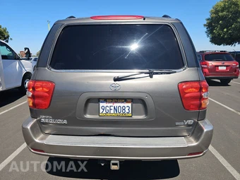 2004 Toyota Sequoia SR5 – miniatura 5