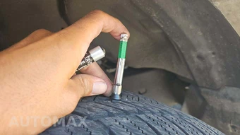 2004 Toyota Sequoia SR5 – miniatura 19