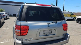 2004 Toyota Sequoia SR5 – miniatura 29