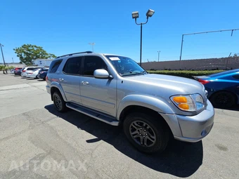 2004 Toyota Sequoia SR5 – miniatura 3