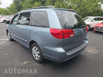 2004 Toyota Sienna CE 7-Passenger 119.3" WB - miniatura 2