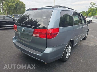 2004 Toyota Sienna CE 7-Passenger 119.3" WB - miniatura 3