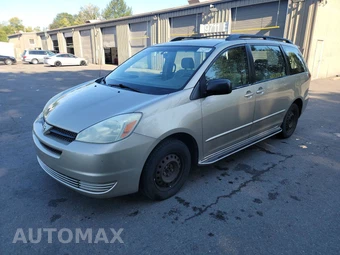 2004 Toyota Sienna CE 7-Passenger 119.3" WB