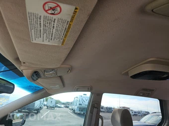 2004 Toyota Sienna LE 119.3" WB – miniatura 17