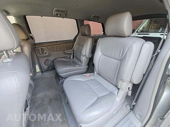 2004 Toyota Sienna XLE Limited 119.3" WB - miniatura 7