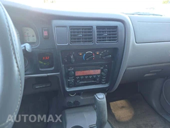 2004 Toyota Tacoma PreRunner Crew Cab Medium Bed – miniatura 10