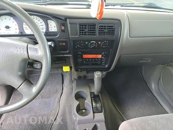 2004 Toyota Tacoma PreRunner Crew Cab Medium Bed – miniatura 11