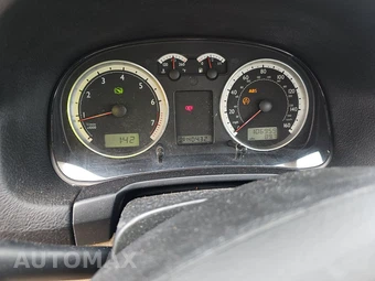 2004 Volkswagen Jetta Sedan GLS - miniatura 12