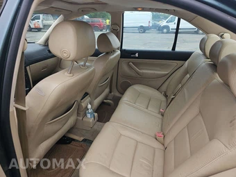 2004 Volkswagen Jetta Sedan GLS - miniatura 13