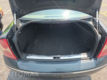 2004 Volkswagen Passat Sedan GLS – miniatura 16