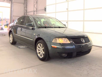 2004 Volkswagen Passat Sedan GLS – miniatura 3