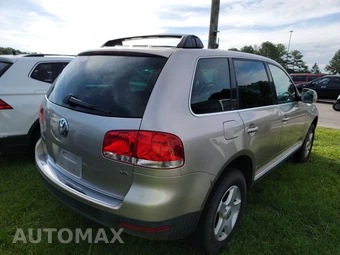 2004 Volkswagen Touareg – miniatura 4