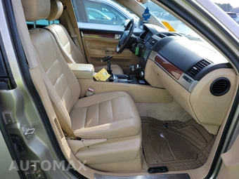 2004 Volkswagen Touareg – miniatura 8