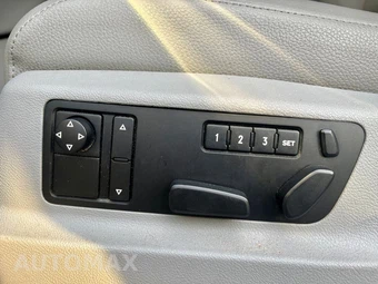 2004 Volkswagen Touareg – miniatura 14