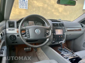 2004 Volkswagen Touareg – miniatura 15