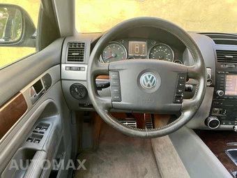 2004 Volkswagen Touareg – miniatura 16