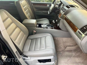 2004 Volkswagen Touareg – miniatura 26