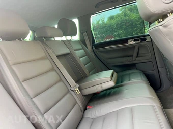 2004 Volkswagen Touareg – miniatura 29