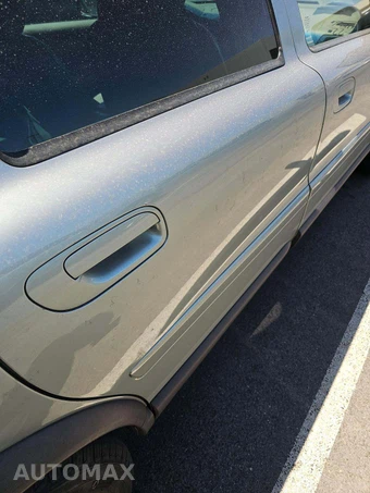 2004 Volvo XC70 w/Moonroof - miniatura 25