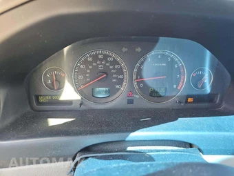 2004 Volvo XC70 w/Moonroof - miniatura 9