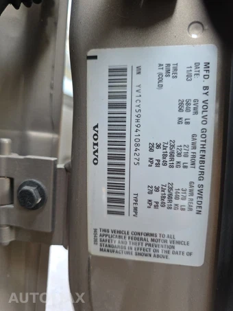 2004 Volvo XC90 2.5T w/Moonroof & 3rd Row – miniatura 15