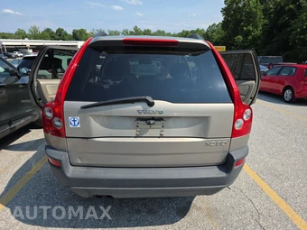 2004 Volvo XC90 2.5T w/Moonroof & 3rd Row – miniatura 17
