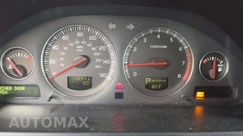 2004 Volvo XC90 2.5T w/Moonroof & 3rd Row – miniatura 19