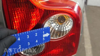 2004 Volvo XC90 2.5T w/Moonroof & 3rd Row – miniatura 26