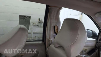 2004 Volvo XC90 2.5T w/Moonroof & 3rd Row – miniatura 35