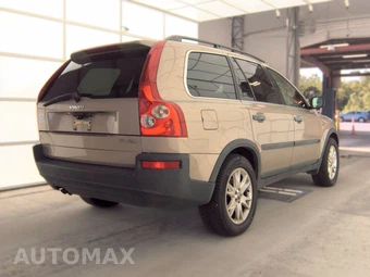 2004 Volvo XC90 2.5T w/Moonroof & 3rd Row – miniatura 4