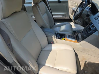 2004 Volvo XC90 2.5T w/Moonroof & 3rd Row – miniatura 8