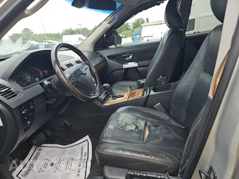 2004 Volvo XC90 T6 w/Sunroof – miniatura 7