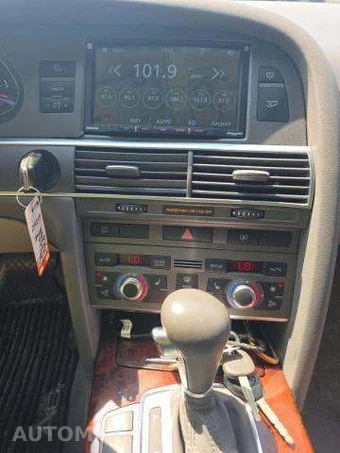 2005 Audi A6 4.2 - miniatura 10