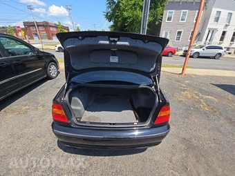 2005 BMW 3 Series Sedan 325xi – miniatura 14