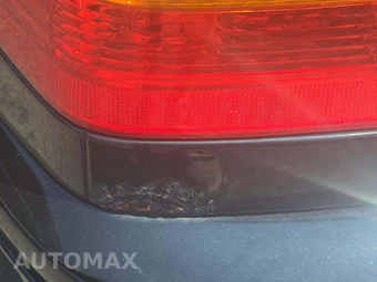 2005 BMW 3 Series Sedan 325xi – miniatura 24