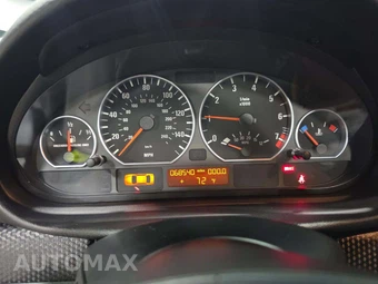 2005 BMW 3 Series Sedan 330i - miniatura 9