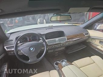 2005 BMW 7 Series Sedan 745Li – miniatura 14