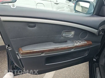 2005 BMW 7 Series Sedan 745Li – miniatura 9