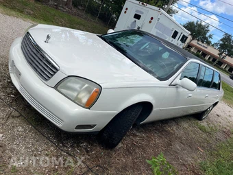 2005 Cadillac DeVille Base – miniatura 2