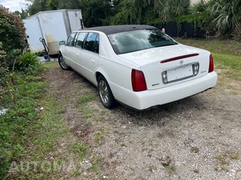 2005 Cadillac DeVille Base – miniatura 5