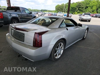 2005 Cadillac XLR - miniatura 4