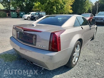 2005 Cadillac XLR - miniatura 4