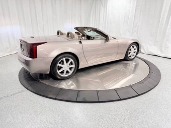 2005 Cadillac XLR - miniatura 11