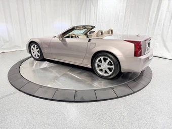 2005 Cadillac XLR - miniatura 5