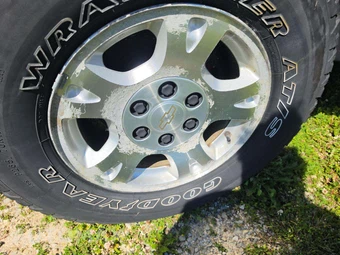 2005 Chevrolet Avalanche 1500 Z71 Crew Cab Short Bed 1SL - miniatura 27